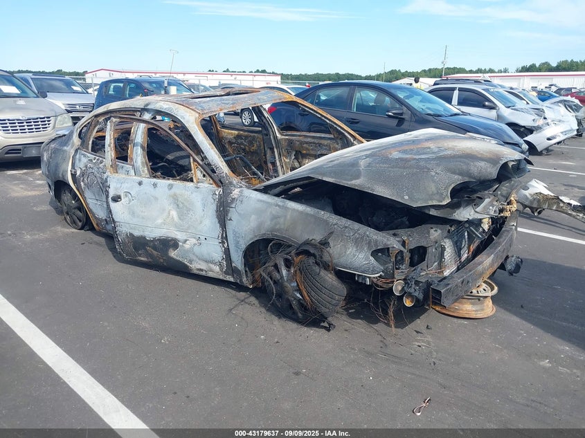 2005 Buick Lacrosse Cxl white sedan gasoline 2G4WD532351345474 photo #1