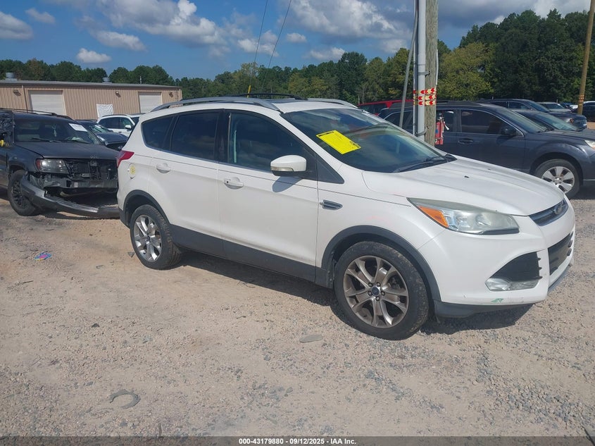 FORD ESCAPE TITANIUM