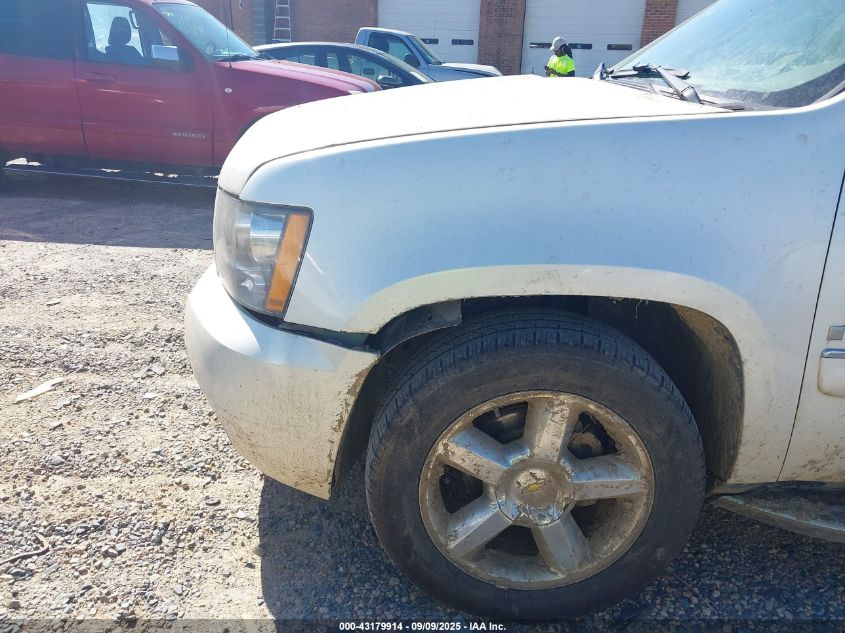 2008 Chevrolet Suburban 1500 Ltz VIN: 1GNFK16358R178612 Lot: 43179914