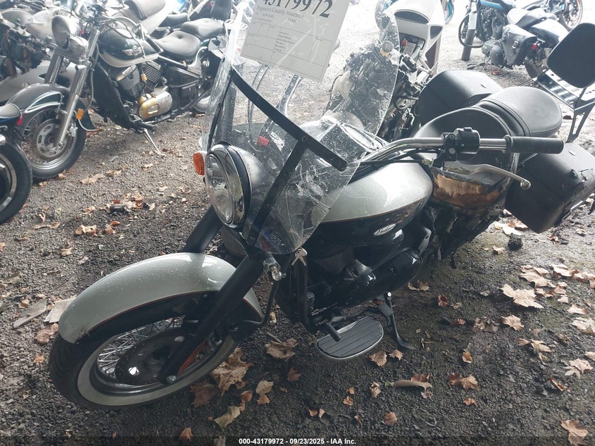 JKAVN2B15NA102320 2022 KAWASAKI VN 900 photo no. 2
