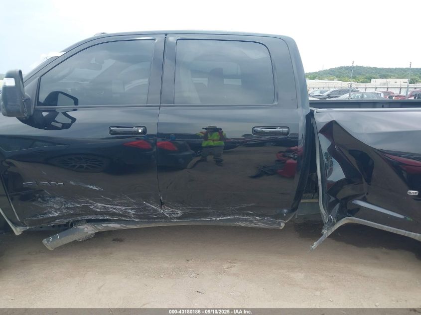 2025 Ram 3500 Laramie 4X4 8' Box VIN: 3C63RRJL6SG555430 Lot: 43180186