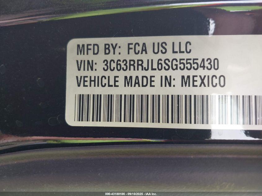 2025 Ram 3500 Laramie 4X4 8' Box VIN: 3C63RRJL6SG555430 Lot: 43180186