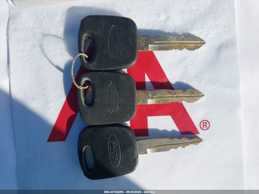 2001 Ford Expedition Eddie Bauer VIN: 1FMPU18L41LA19668 Lot: 43180298