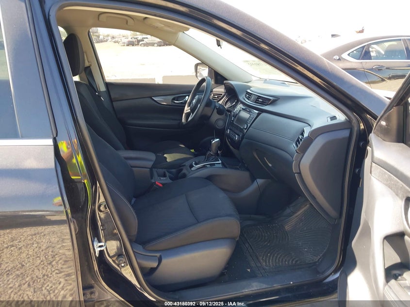 2019 NISSAN ROGUE SV KNMAT2MV7KP523958