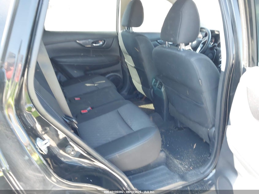 2019 NISSAN ROGUE SV KNMAT2MV7KP523958