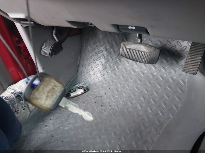 2000 Ford Ranger Xlt VIN: 1FTYR14X4YTB06628 Lot: 43180444