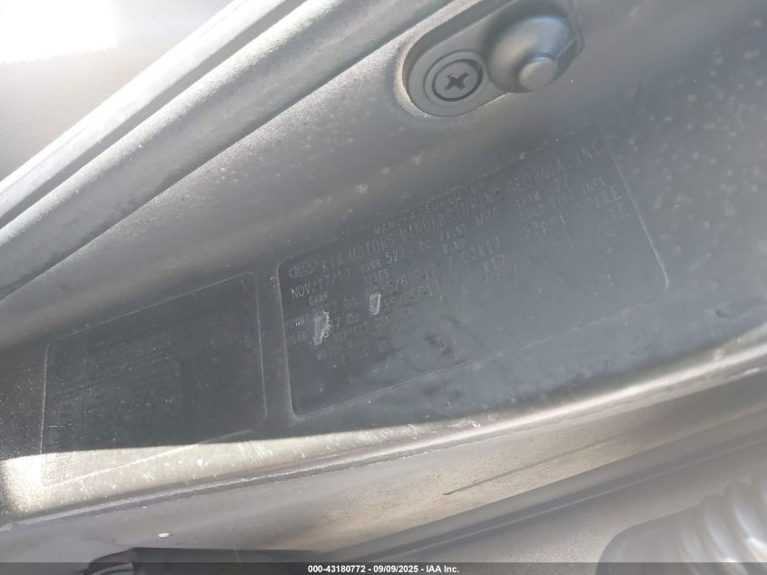 2011 Kia Sorento Lx VIN: 5XYKTDA16BG128304 Lot: 43180772