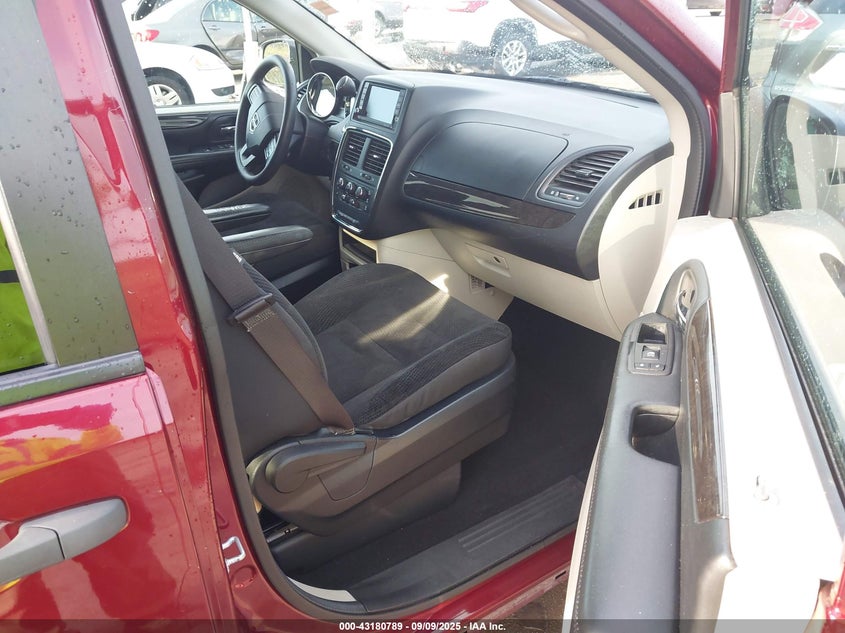 2019 DODGE GRAND CARAVAN SE - 2C4RDGBG3KR740438