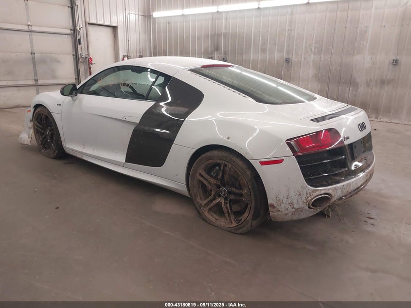 Vin: wuagnafg0cn003002, lot: 43675235, audi r8 5.2 20123