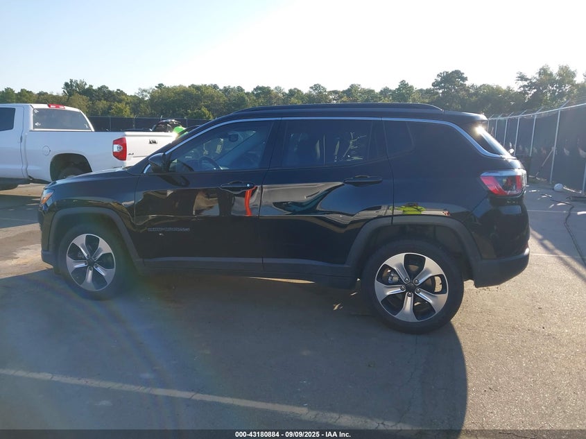 2017 JEEP NEW COMPASS LATITUDE FWD 3C4NJCBB2HT669601