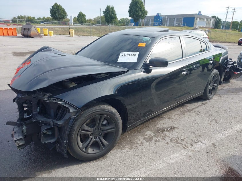 2C3CDXBG7NH220263 2022 DODGE CHARGER photo no. 2