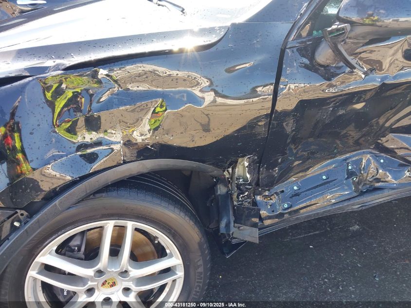 2016 Porsche Cayenne VIN: WP1AA2A29GKA12061 Lot: 43181250