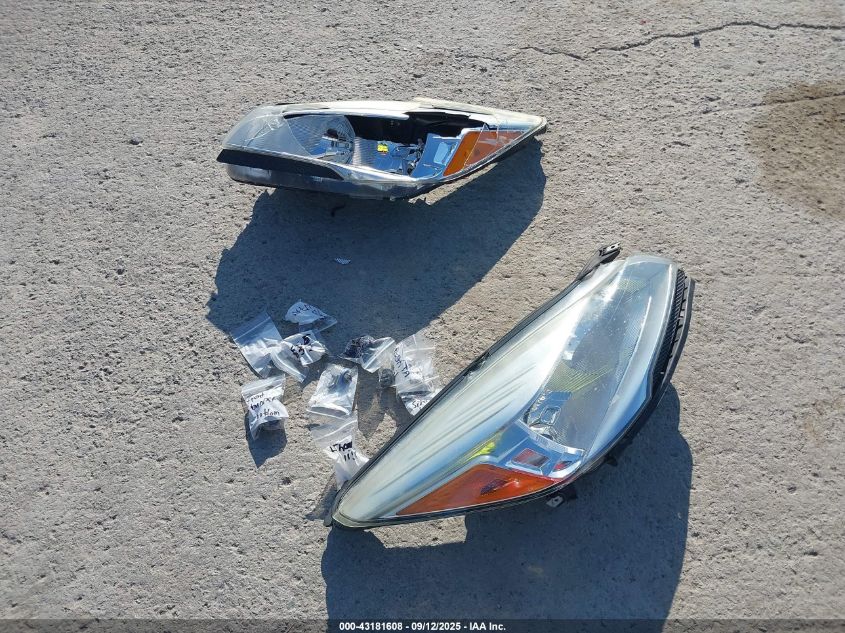 2015 Ford Escape Titanium VIN: 1FMCU9JX7FUB44966 Lot: 43181608