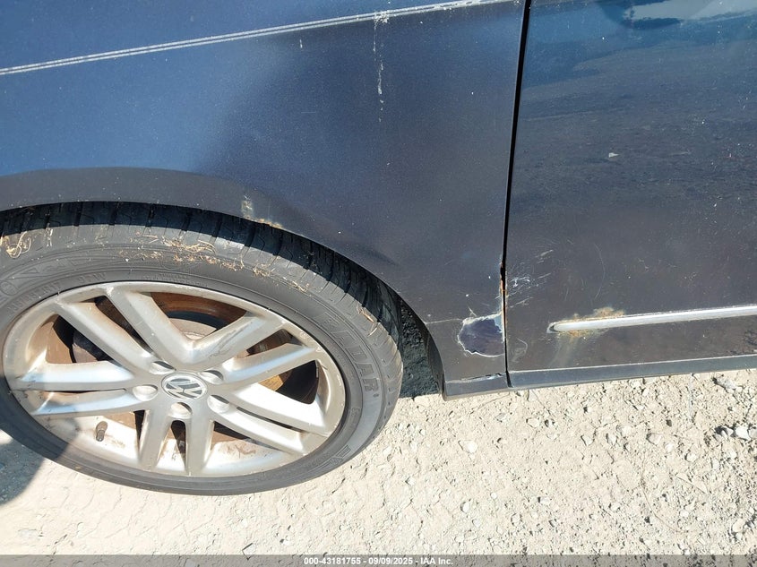 2008 Volkswagen Passat Lux VIN: WVWEK73C88P047780 Lot: 43181755