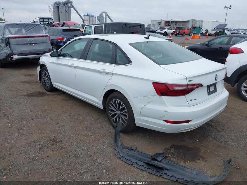 3VWC57BU3MM008925 2021 VOLKSWAGEN JETTA photo no. 3