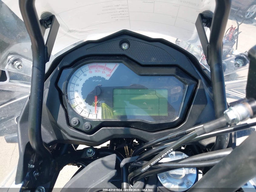 VIN LBBPHF053MBC11447 2021 BENELLI TRK502