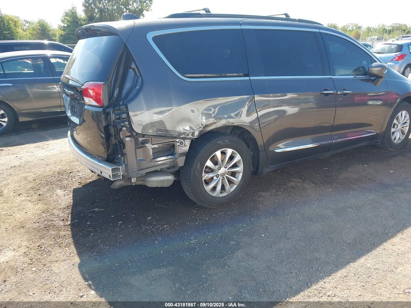 2C4RC1BG0HR683348 2017 Chrysler Pacifica 3.6 Touring-L Other