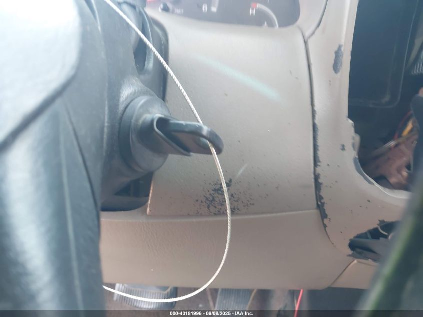 2000 Ford F-150 Lariat/Work Series/Xl/Xlt VIN: 1FTRX17W8YNB59365 Lot: 43181996