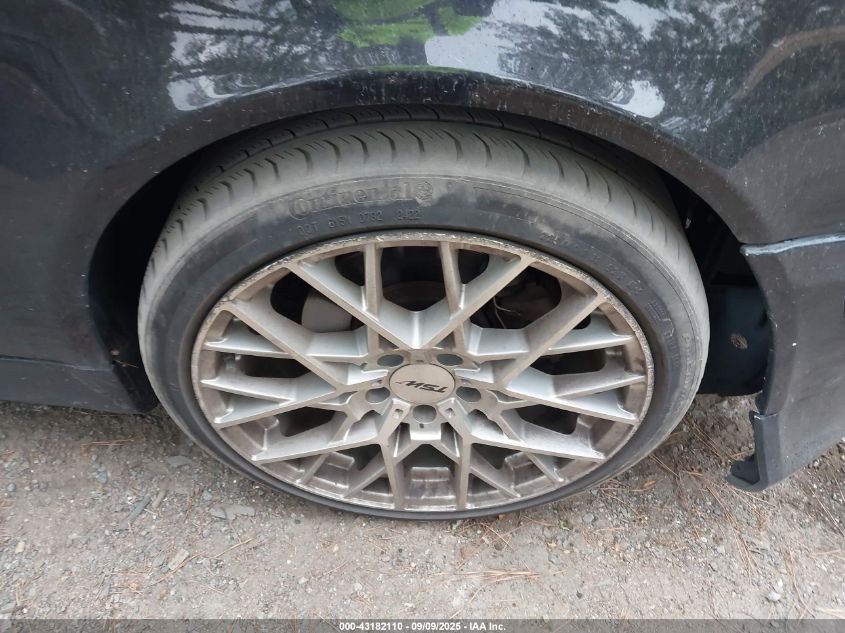 2003 Mercedes-Benz Clk 320 VIN: WDBLK65G53T136724 Lot: 43182110