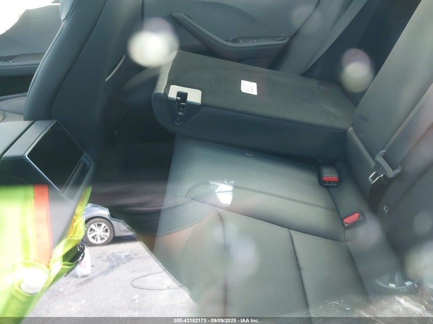 2025 Tesla Model 3 Long Range Rear-Wheel Drive VIN: 5YJ3E1EAXSF925329 Lot: 43182173