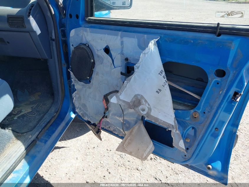 1992 Ford Explorer VIN: 1FMDU34X3NUB22474 Lot: 43182220