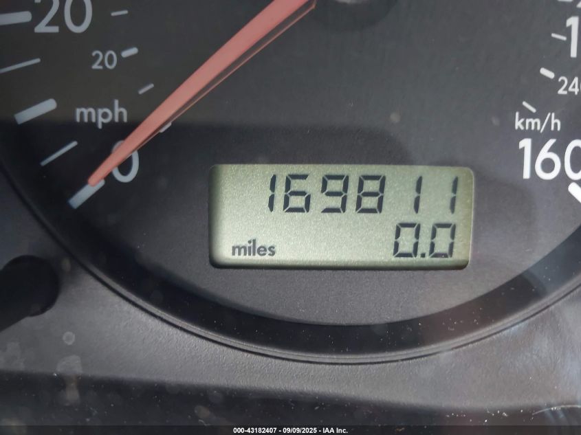 2002 Volkswagen Golf Gls 2.0L VIN: 9BWGB61J824040153 Lot: 43182407