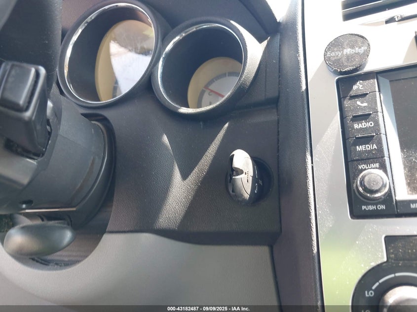 2010 Dodge Charger R/T VIN: 2B3CA8CT5AH257815 Lot: 43182487