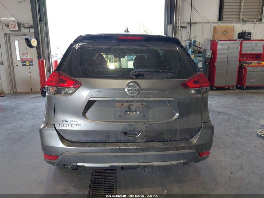 2017 NISSAN ROGUE S - KNMAT2MT1HP600038