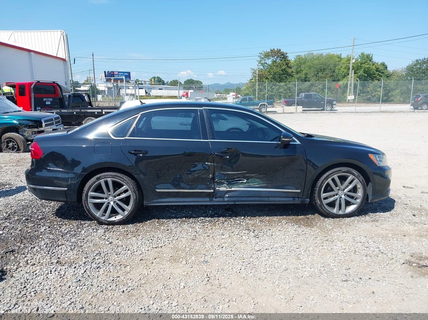 2016 VOLKSWAGEN PASSAT 1.8T R-LINE 1VWAT7A34GC051844