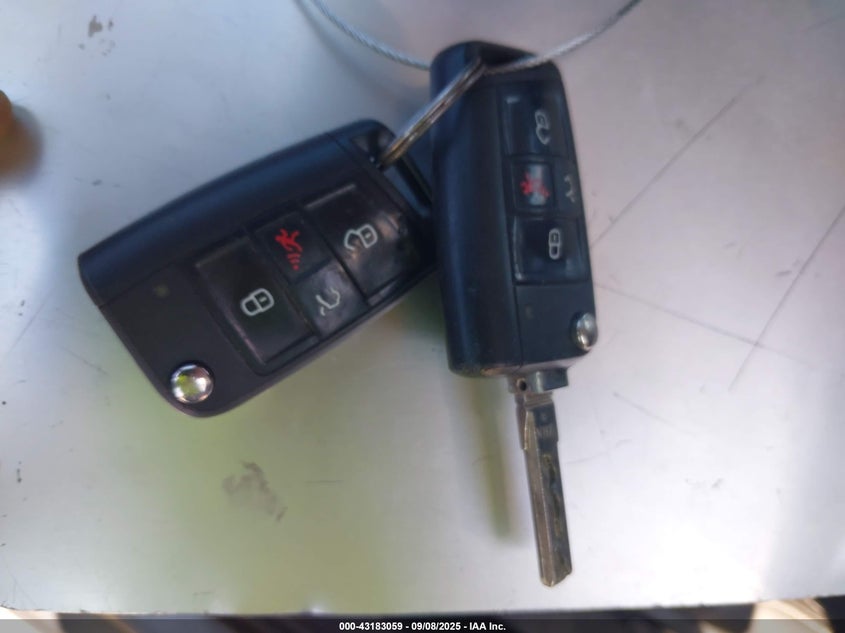 2015 VOLKSWAGEN GOLF TDI S 4-DOOR 3VW2A7AU1FM047377