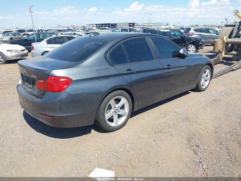 Vin: wba3a5c51df355869, lot: 43677508, bmw 328i 20134