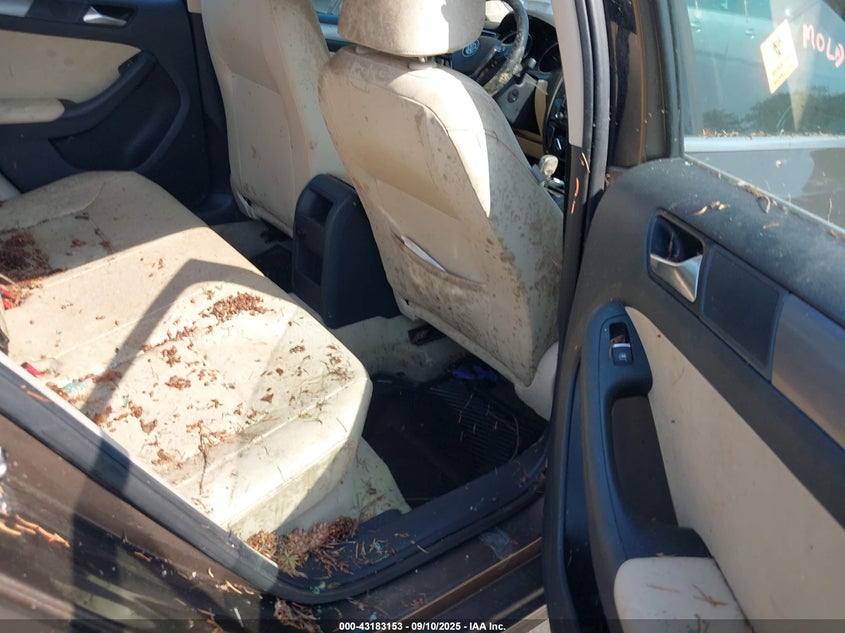 2015 VOLKSWAGEN JETTA TDI - 3VWLA7AJ1FM306122