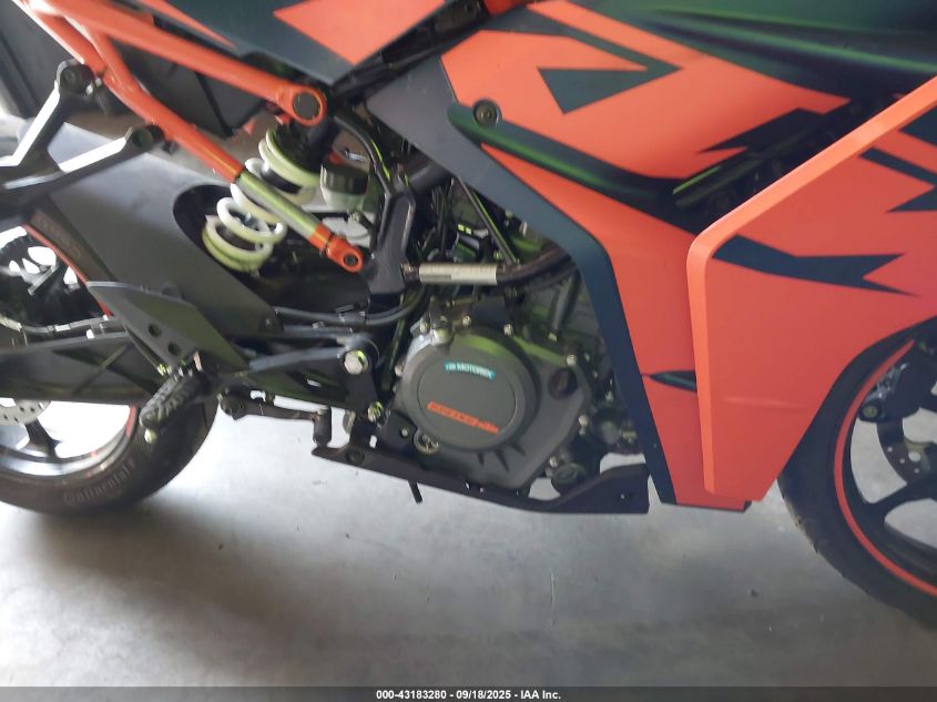 2022 Ktm 390 Rc VIN: MD2JYJ40XNC215463 Lot: 43183280
