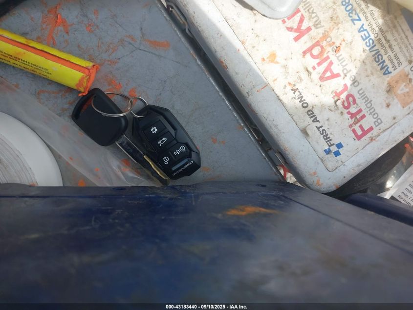 2004 Honda Pilot Lx VIN: 2HKYF18124H507625 Lot: 43183440