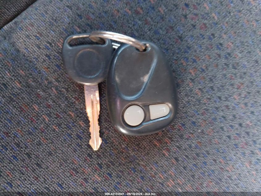 2000 Chevrolet Silverado 1500 Ls VIN: 1GCEK19T4YE197515 Lot: 43183541