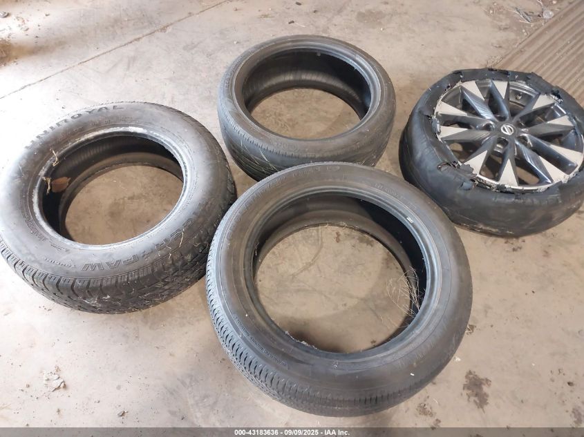 2016 Nissan Sentra Sr VIN: 3N1AB7AP8GY313559 Lot: 43183636