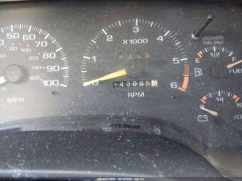 1997 GMC Jimmy Sls VIN: 1GKDT13W0V2515515 Lot: 43183699