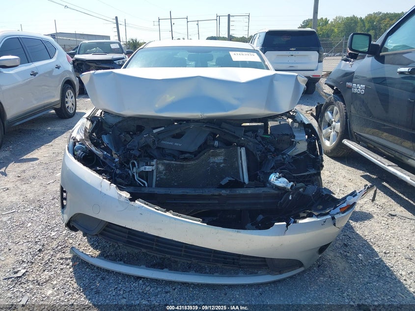 2017 Kia Forte Lx VIN: 3KPFK4A79HE040717 Lot: 43183939