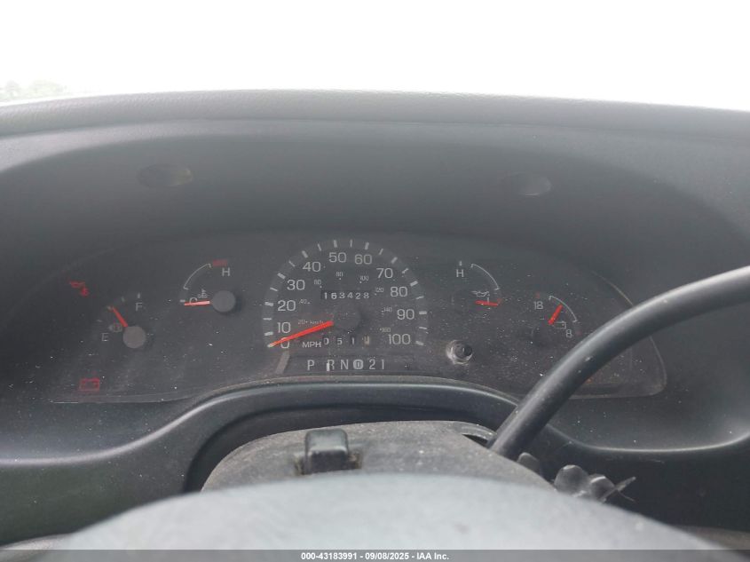 1999 Ford E-350 Super Duty Xl/Xlt VIN: 1FBSS31L4XHB02463 Lot: 43183991