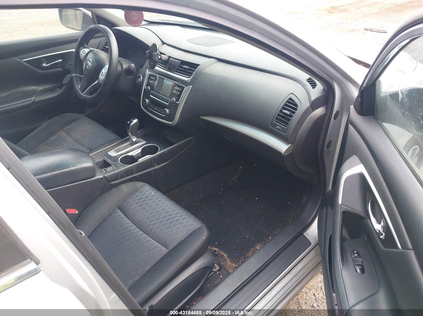 2016 NISSAN ALTIMA 2.5/S/SV/SL/SR 1N4AL3APXGN306179