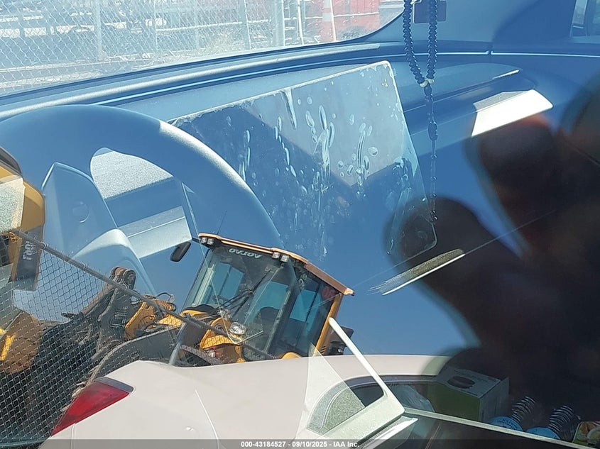 2024 Tesla Model 3 Long Range Dual Motor All-Wheel Drive/Rear-Wheel Drive VIN: 5YJ3E1EAXRF833602 Lot: 43184527