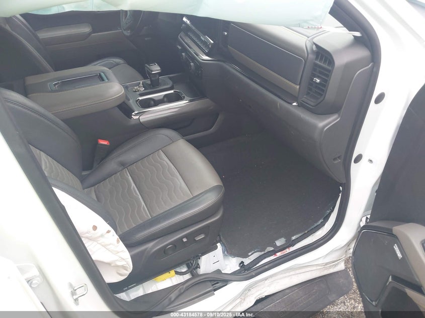 2022 CHEVROLET SILVERADO 1500 4WD  SHORT BED ZR2 - 3GCUDHEL4NG669284