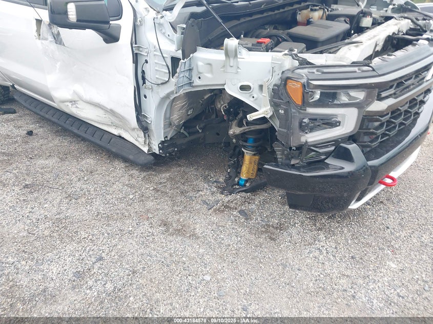 2022 CHEVROLET SILVERADO 1500 4WD  SHORT BED ZR2 - 3GCUDHEL4NG669284