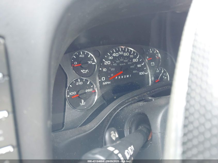 2011 Chevrolet Express 2500 Work Van VIN: 1GCWGFBA8B1137120 Lot: 43184684