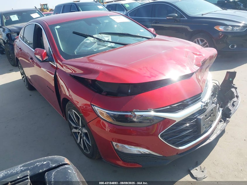 CHEVROLET MALIBU FWD RS