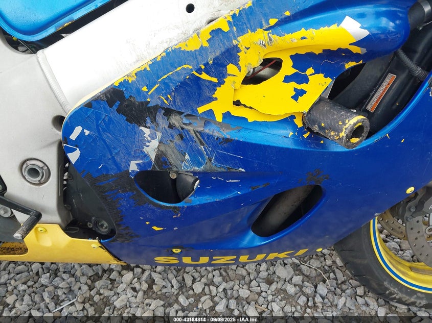 2000 SUZUKI GSX-R600 - JS1GN78A6Y2103570