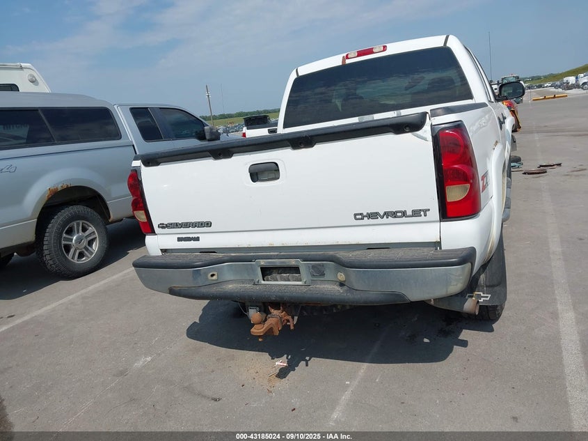 2005 Chevrolet Silverado 1500 Z71 VIN: 2GCEK13T751361071 Lot: 43185024