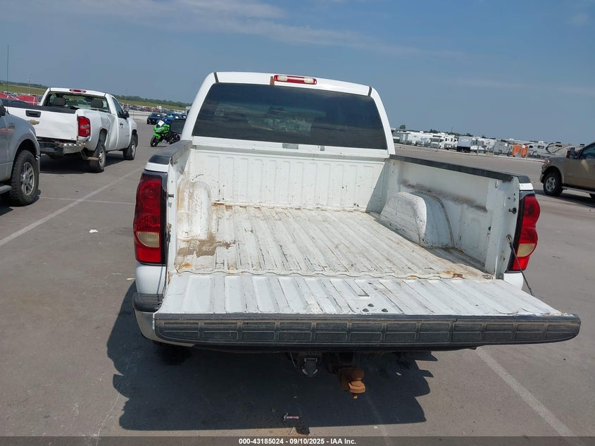 2005 Chevrolet Silverado 1500 Z71 VIN: 2GCEK13T751361071 Lot: 43185024