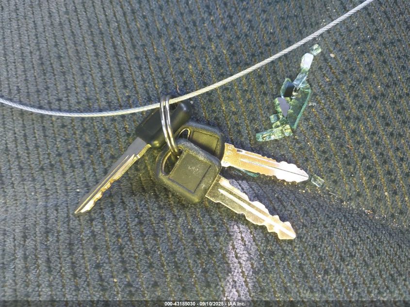 1996 Chevrolet Gmt-400 C1500 VIN: 1GCEC14R7TZ141370 Lot: 43185030