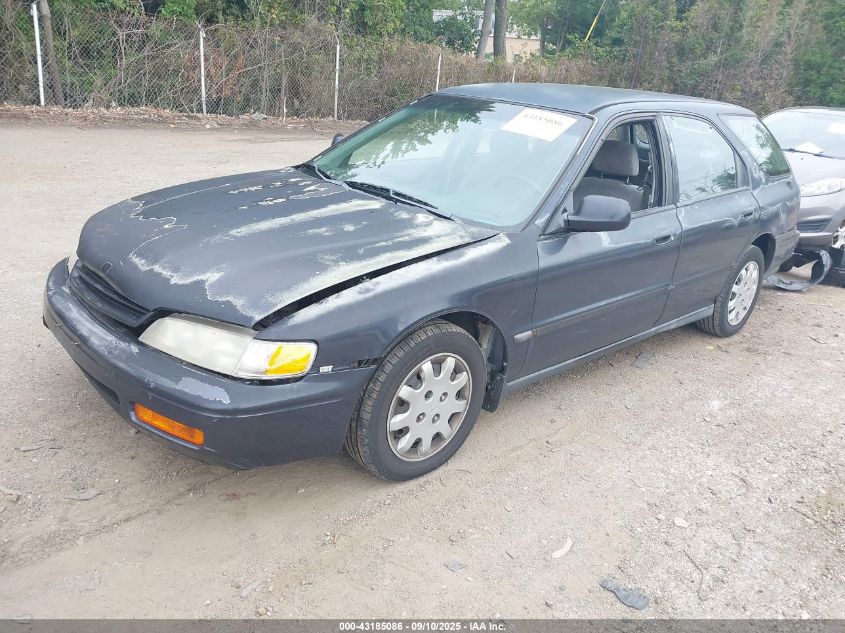 1HGCE1826RA011863 1994 HONDA ACCORD photo no. 2